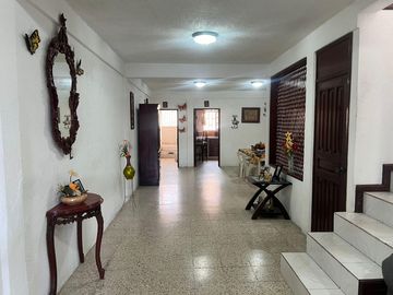 Casa en Venta Av. Cuauhtémoc, Col. Puerto México, Coatzacoalcos, Ver.