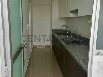 AMPLIO DEPARTAMENTO DE 3 DORMITORIOS EN ZONA CÉNTRICA DE SURQUILLO