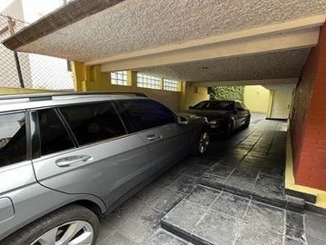 VENTA CASA PARA INVERSIONISTA 2 TERRAZAS Y JARDÍN L. DE CHAPULTEPEC