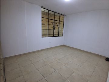 Se vende en Ocasión Dpto. Primer piso con cochera San Martin de Porres