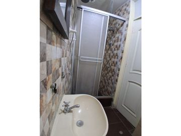 Se vende en Ocasión Dpto. Primer piso con cochera San Martin de Porres