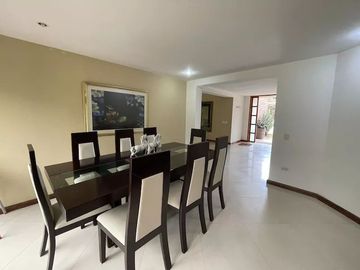 CASA en VENTA en JARDÍNES DEL SUR