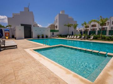 Casa en Venta 3 Habitaciones 2 Niveles en Playa del Carmen Parque de MascotasCasa en