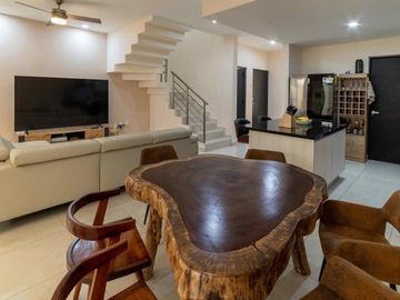 Casa en Venta 3 Habitaciones 2 Niveles en Playa del Carmen Parque de MascotasCasa en