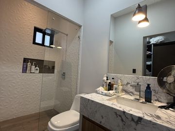 Casa en  VENTA priv Santa Isabel - Zona El Barro carr nacional Monterry