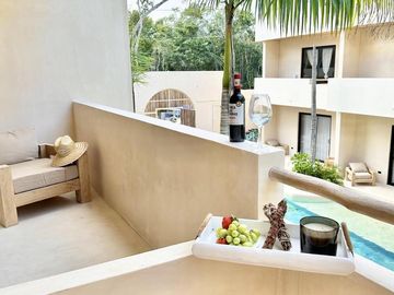 DEPARTAMENTO EN VENTA EN TULUM, ALBERCA, AMUEBLADO Y EQUIPADO, GYM, PET FRIENDLY