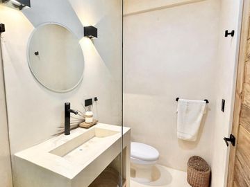 DEPARTAMENTO EN VENTA EN TULUM, ALBERCA, AMUEBLADO Y EQUIPADO, GYM, PET FRIENDLY