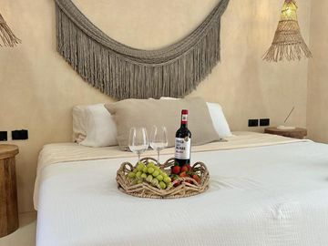 DEPARTAMENTO EN VENTA EN TULUM, ALBERCA, AMUEBLADO Y EQUIPADO, GYM, PET FRIENDLY