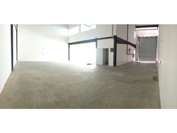 PH OFIBODEGAS PANAMA / (494 M2) RM