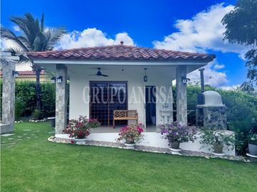Se Vende hermosa Casa en Hacienda Pacífica con Casita de Huéspedes