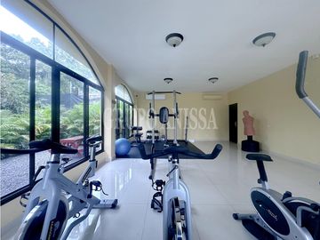 Se Vende hermosa Casa en Hacienda Pacífica con Casita de Huéspedes