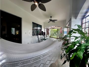 Se Vende hermosa Casa en Hacienda Pacífica con Casita de Huéspedes