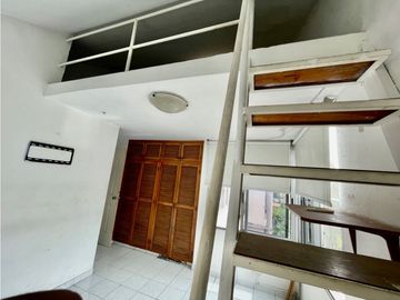 Apartamento en venta Ph Brisas del Sur-12 de Octubre (YM)