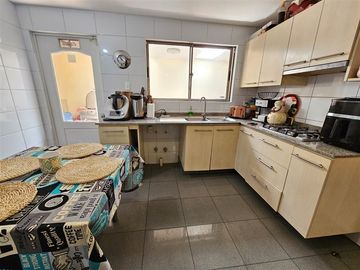 Casa en Venta en A un costado del Colegio Pumahue de Huechuraba