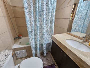 Casa en Venta en A un costado del Colegio Pumahue de Huechuraba