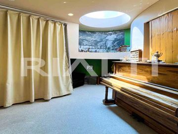 Amplia casa en venta en Cumbayá
