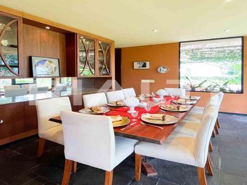 Amplia casa en venta en Cumbayá