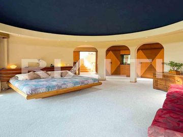 Amplia casa en venta en Cumbayá