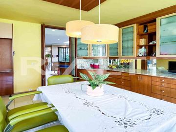 Amplia casa en venta en Cumbayá