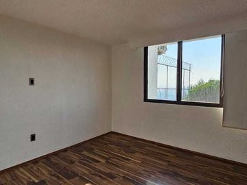 VENTA CASA EN LOMAS DE VALLE DORADO, LA MEJOR CERRADA