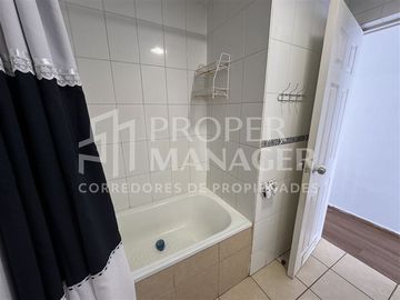 Departamento en Venta en Torre E Depto 3D-1B Remodelado Orientación Poniente