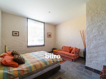 PRECIOSA CASA DE CAMPO EN VENTA CON PLANTACIÓN DE PALTOS, MALA