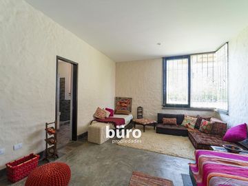 PRECIOSA CASA DE CAMPO EN VENTA CON PLANTACIÓN DE PALTOS, MALA