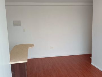 DEPTO CONDOMINIO LOS AVELLANOS  4TO PISO 3D 1 B  REMODELADO