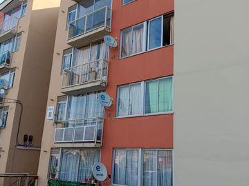 DEPTO CONDOMINIO LOS AVELLANOS  4TO PISO 3D 1 B  REMODELADO