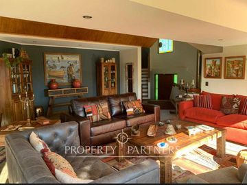 Venta amplia y luminosa casa en Bosques de Montemar