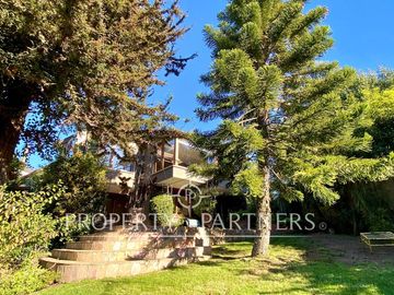 Venta amplia y luminosa casa en Bosques de Montemar