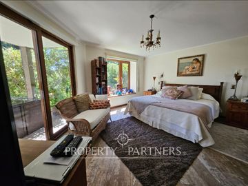 Venta amplia y luminosa casa en Bosques de Montemar
