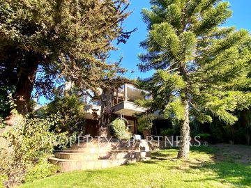 Venta amplia y luminosa casa en Bosques de Montemar