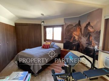 Venta amplia y luminosa casa en Bosques de Montemar