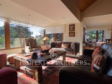 Venta amplia y luminosa casa en Bosques de Montemar