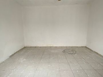 CASA EN VENTA, LOMAS DE CASA BLANCA, QUERETARO
