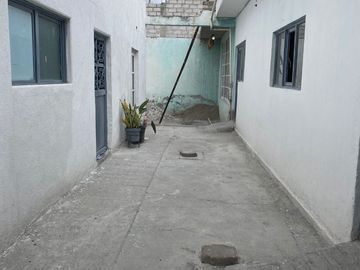 CASA EN VENTA, LOMAS DE CASA BLANCA, QUERETARO