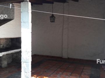 Casa 2 dormitorios en Pérez