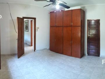 Casa 2 dormitorios en Pérez