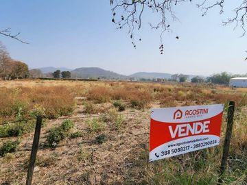 Terreno en  el Carmen sobre Avenida