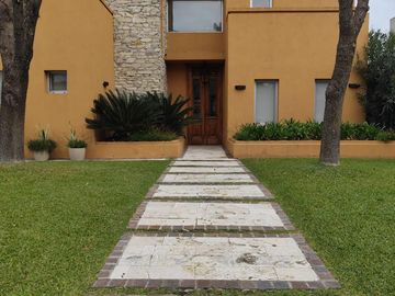 La Reserva Sofitel Excelente casa 3/4 dorm. totalmente instalada para irse a vivir ya !!!