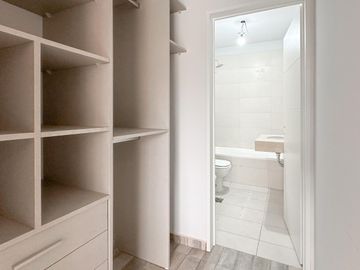 Venta - Triplex - 4 Ambientes - 215m2 - Florida - Vicente López