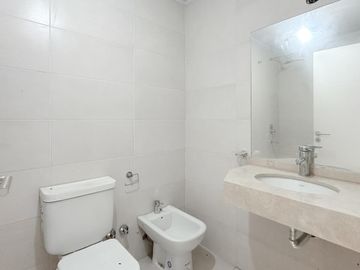 Venta - Triplex - 4 Ambientes - 215m2 - Florida - Vicente López