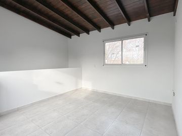 Venta - Triplex - 4 Ambientes - 215m2 - Florida - Vicente López