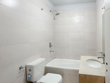 Venta - Triplex - 4 Ambientes - 215m2 - Florida - Vicente López