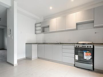 Venta - Triplex - 4 Ambientes - 215m2 - Florida - Vicente López