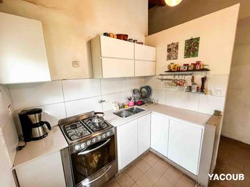 Casa en venta - 4 Dormitorios 2 Baños - 500Mts2 - City Bell