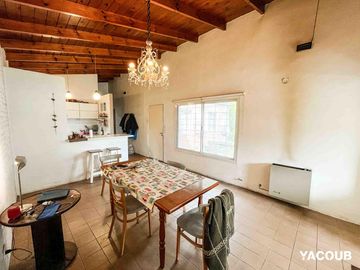 Casa en venta - 4 Dormitorios 2 Baños - 500Mts2 - City Bell
