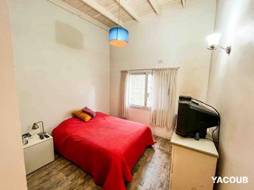 Casa en venta - 4 Dormitorios 2 Baños - 500Mts2 - City Bell