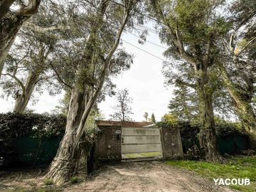Casa en venta - 4 Dormitorios 2 Baños - 500Mts2 - City Bell